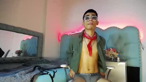 Apolo Richards online show from February 9, 8:13 pm