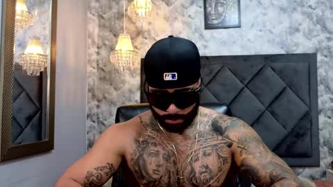 Snapshot of apolo_rousse chatting on September 25, 11:41 pm Apolo online show from September 25, 11:41 pm