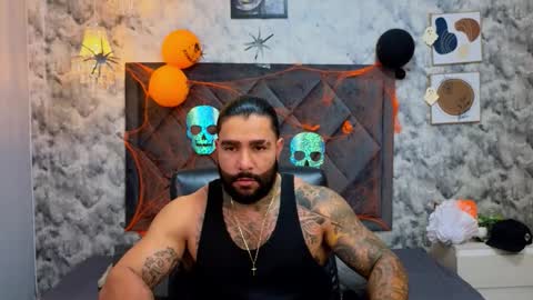 Snapshot of apolo_rousse chatting on October 19, 8:42 pm Apolo online show from October 19, 8:42 pm