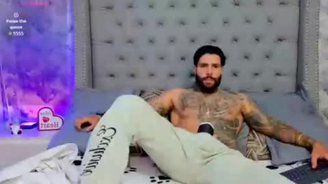 Snapshot of apolo_ryder chatting on June 19, 3:16 pm APOLO online show from June 19, 3:16 pm