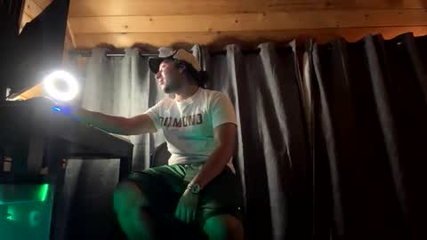 Snapshot of aponthier151 chatting on November 8, 2:56 am aponthier151 online show from November 8, 2:56 am