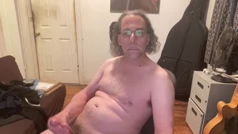 Snapshot of apostrphy chatting on February 26, 12:27 am Apostrphy online show from February 26, 12:27 am