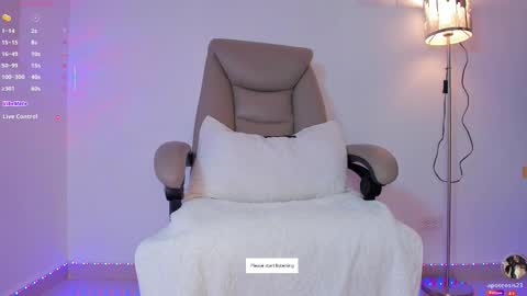 Apo online show from September 19, 11:33 am