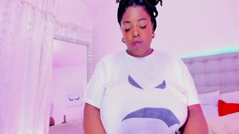 KARLA  online show from February 2, 9:02 pm