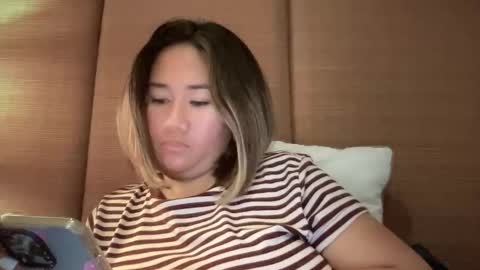 Snapshot of apple_pie_love chatting on October 20, 4:51 pm Anika online show from October 20, 4:51 pm