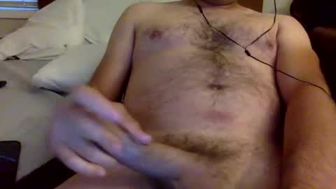 Snapshot of applesauce1584 chatting on May 25, 1:39 pm Display Name online show from May 25, 1:39 pm