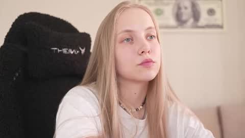  REYNA  next stream is 11h of Feb online show from March 14, 1:38 pm