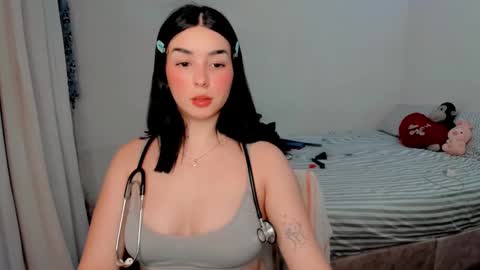 aprettyface1 online show from December 18, 11:19 pm