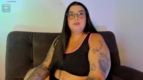 Snapshot of apriilpeach_ chatting on July 15, 6:46 pm Maria online show from July 15, 6:46 pm