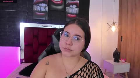 Snapshot of april1_sc chatting on February 17, 1:42 pm April SC online show from February 17, 1:42 pm