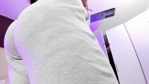 April online show from November 1, 11:56 am