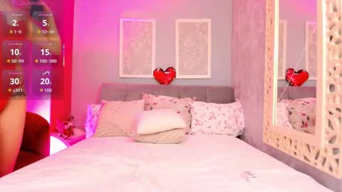 April online show from September 29, 5:40 pm