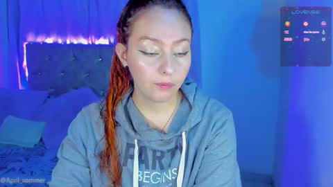 Snapshot of april_sommers chatting on November 20, 8:47 am April online show from November 20, 8:47 am