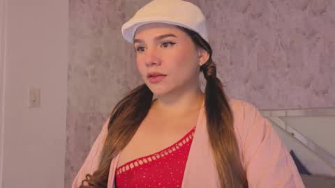 Isabella online show from March 18, 8:45 pm