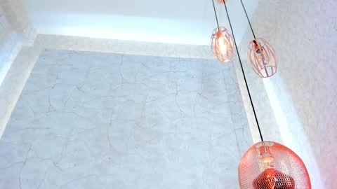 April online show from February 10, 9:36 am