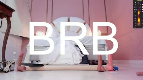 Snapshot of aprilbonnie chatting on January 16, 11:27 pm 3pm to 930 pm colombia online show from January 16, 11:27 pm