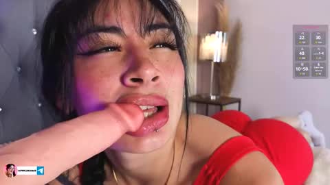 Cris online show from October 22, 1:00 pm