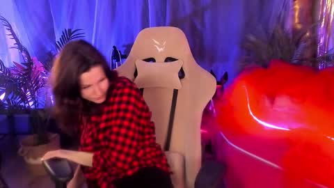 aprill_o_nill online show from March 25, 3:18 pm