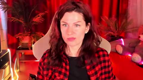 aprill_o_nill online show from April 22, 1:01 pm