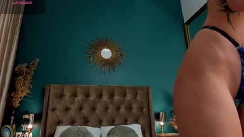 Snapshot of aprilwon chatting on March 12, 6:18 am April online show from March 12, 6:18 am