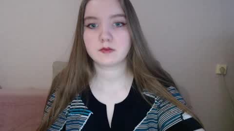 Snapshot of aquanarmin chatting on December 26, 8:18 am Josefin online show from December 26, 8:18 am