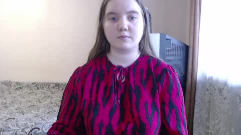 Josefin online show from April 19, 7:29 am