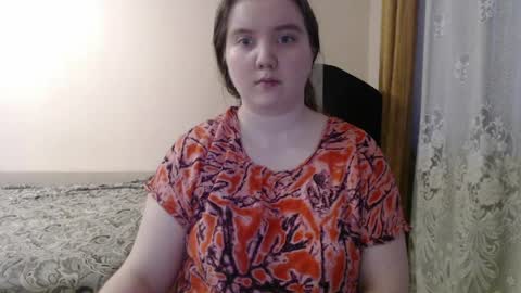 Josefin online show from April 23, 1:46 pm