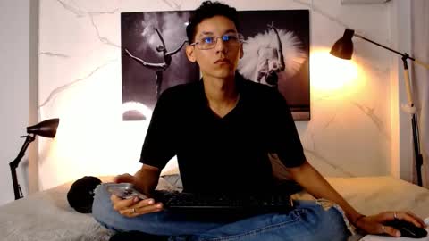 aquarius_xxx online show from October 16, 11:55 am