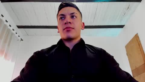 Jonathan online show from February 4, 10:45 pm