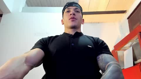 Jonathan online show from October 6, 9:01 pm