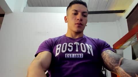 Jonathan online show from November 1, 7:49 pm