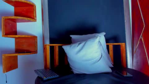 AquilesElpapi online show from March 23, 9:41 pm