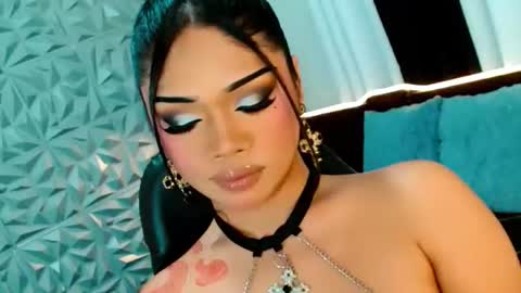 Snapshot of ara_lux chatting on July 20, 10:50 am ara online show from July 20, 10:50 am