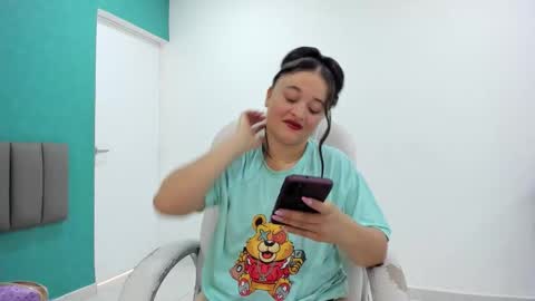 Snapshot of aradia_kiss chatting on October 22, 6:29 pm aradia_kiss online show from October 22, 6:29 pm