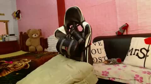 Snapshot of aranza_sexy chatting on December 23, 1:13 pm Aranza online show from December 23, 1:13 pm