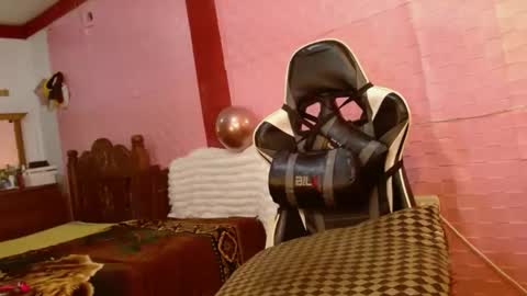 Snapshot of aranza_sexy chatting on January 16, 1:14 pm Aranza online show from January 16, 1:14 pm