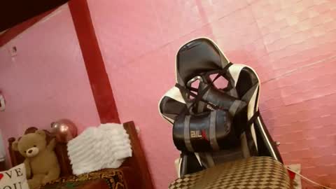 Snapshot of aranza_sexy chatting on February 16, 2:00 pm Aranza online show from February 16, 2:00 pm