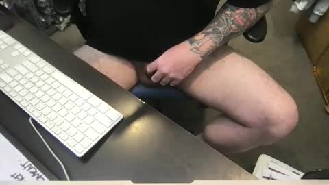 Snapshot of arcade76 chatting on November 15, 1:36 am arcade76 online show from November 15, 1:36 am