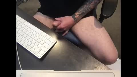 Snapshot of arcade76 chatting on November 23, 5:07 am arcade76 online show from November 23, 5:07 am