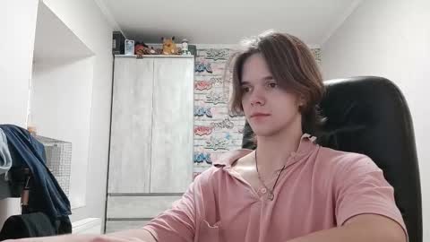 Daniel online show from December 19, 8:38 pm