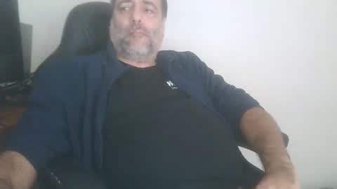 Snapshot of arcdeluznoite chatting on December 15, 11:36 am SecretDaddy online show from December 15, 11:36 am