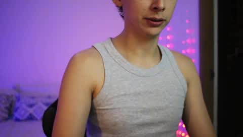 ARCHIBALDO online show from April 24, 2:47 am