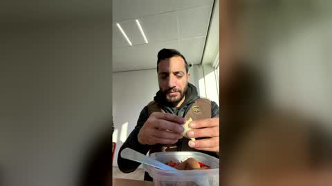 arda659399 online show from January 6, 10:19 am