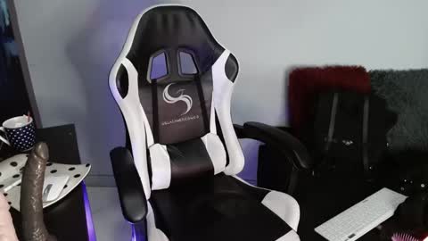 Ardat lili69 online show from January 10, 3:48 pm