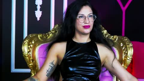 Snapshot of areina chatting on June 6, 6:18 am Areina online show from June 6, 6:18 am