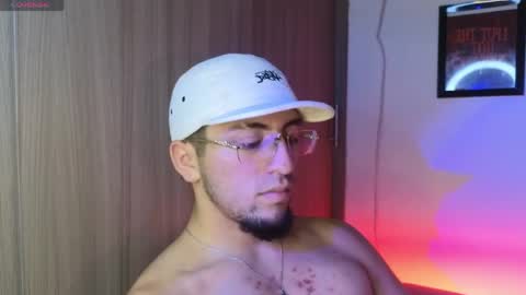 Mateo online show from April 23, 5:26 pm