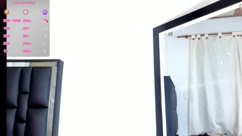 Snapshot of arexblakk chatting on November 28, 10:01 pm AREXXBLAKK online show from November 28, 10:01 pm