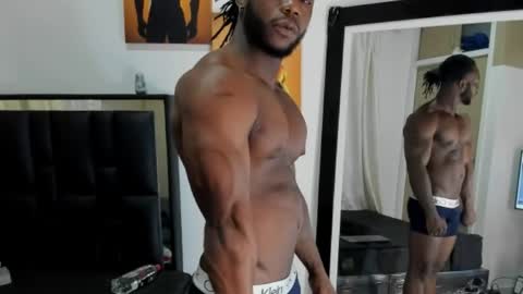 Snapshot of arexblakk chatting on June 3, 8:25 pm AREXXBLAKK online show from June 3, 8:25 pm