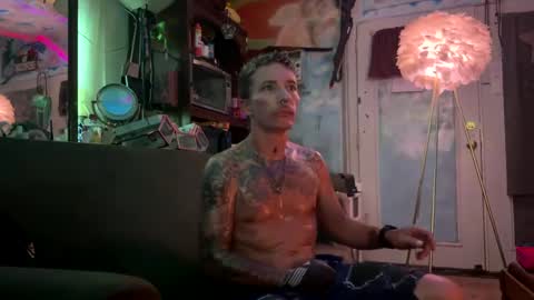 Snapshot of argabright chatting on September 22, 5:42 am argabright online show from September 22, 5:42 am