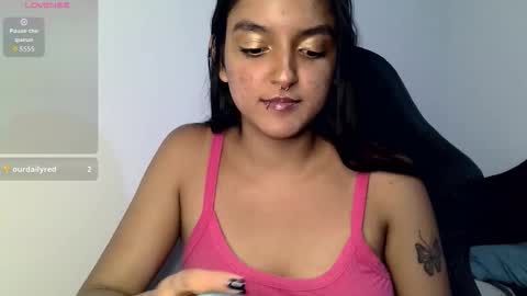 Snapshot of ari_20_ chatting on September 29, 3:22 am Bella online show from September 29, 3:22 am